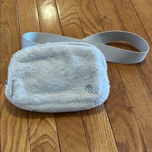 Lululemon Plush Fleece Belt Bag in Bone